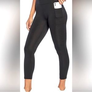 BALLY Black Leggings with Pockets M/L